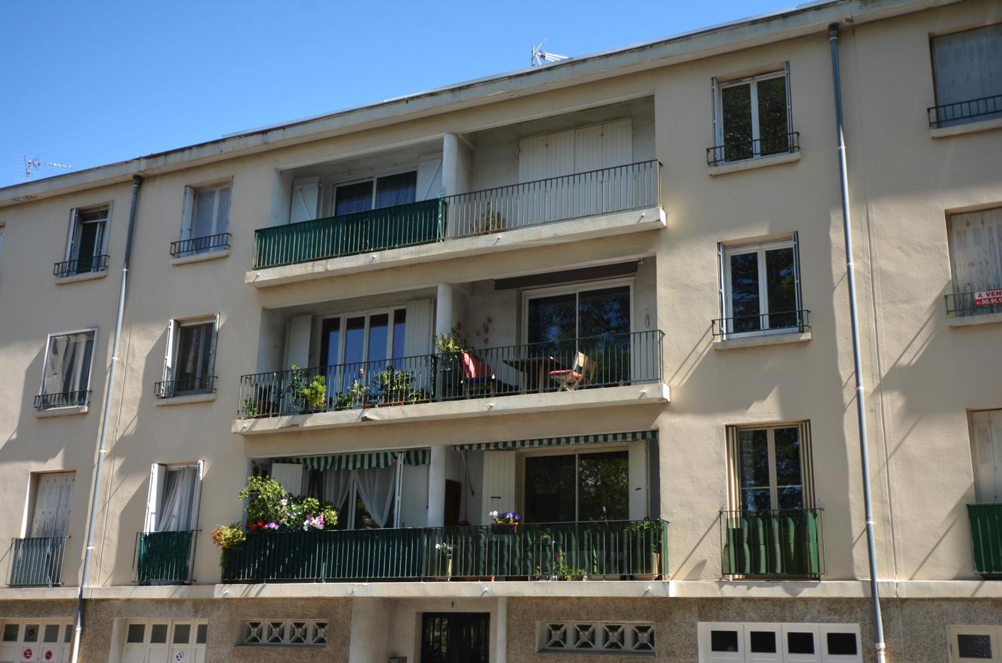 Appartement Tarascon Eksteriør bilde